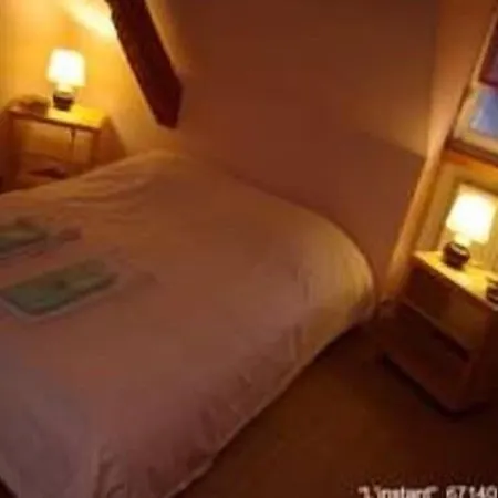 D'hotes L'instant 3*