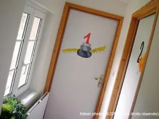 Pension L'Instant 3*